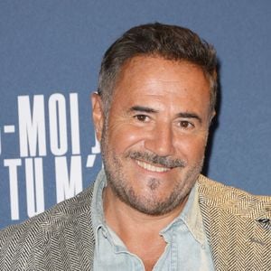 Cette situation l'a notamment sensibilisé aux difficultés rencontrées par les personnes âgées dans un monde de plus en plus numérisé.
Jose Garcia - Avant-première du film "Dis moi juste que tu m'aimes" au Cinéma Pathé Wepler à Paris le 6 février 2025. © Coadic Guirec/Bestimage