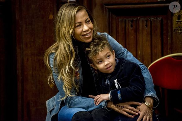 L'ancienne petite amie de Michel Polnareff, Danyellah et leur fils Louka à Bruxelles le 17 novembre 2016. Photo by Danny Gys/Reporters/ABACAPRESS.COM