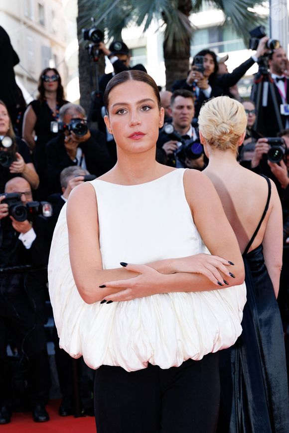 Ce mercredi 20 mai 

Adèle Exarchopoulos - Montée des marches du film " La bataille de Gaulle : L'âge de fer " lors du 79ème Festival International du Film de Cannes, le 20 mai 2026. © Jacovides-Moreau / Bestimage