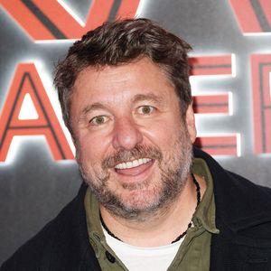 Quatre individus s'étaient introduits chez lui en pleine nuit avant de le menacer

Bruno Guillon - Avant-première du film "Becoming Karl Lagerfeld" au cinéma Le Grand Rex à Paris le 28 mai 2024. © Coadic Guirec/Bestimage