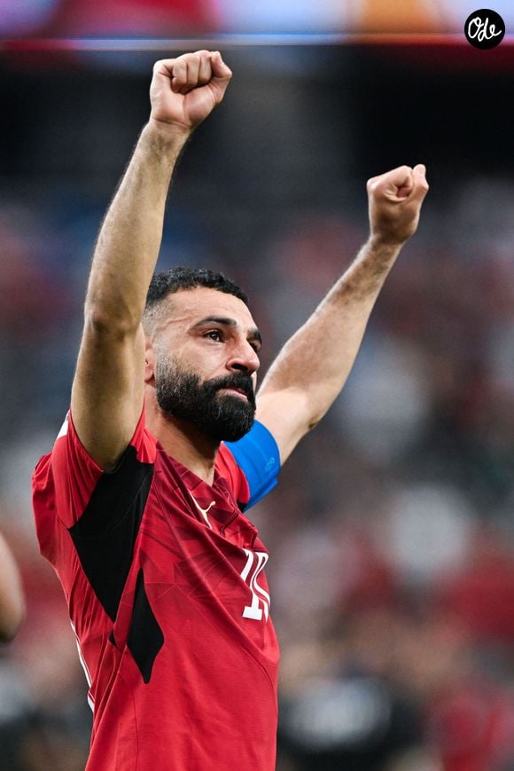Mohamed Salah of Egypt applauds fans after the team's victory through the penalty shootout during the FIFA Men’s World Cup 2026 round of 32 football match between Australia and Egypt at Dallas Stadium, in Arlington on July 03 2026 . © SPP/Psnewz/Bestimage