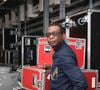 L’Accor Arena a justifié sa décision par le respect des horaires, la sécurité des spectateurs et les contraintes liées aux derniers métros dans un contexte de violences urbaines à Paris. 

Exclusif - Youssou N’Dour pose lors de l'enregistrement de l'émission "Le Grand Echiquier, Spéciale Afrique", présentée par C.Chazal et A.Manoukian et diffusée le 28 août 2025 sur France 2, à Paris, France, le 14 septembre 2024. © Jack Tribeca/Bestimage