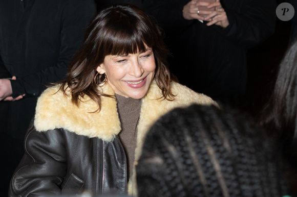 Sophie Marceau - Les célébrités au défilé Jacquemus "Collection Homme Prêt-à-Porter Automne/Hiver 2026-2027" lors de la Fashion Week de Paris, le 25 janvier 2026

© Julien Sarkissian / Bestimage