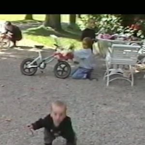 Capture d'écran du documentaire "La face cachée de l'homme en noir" diffusé sur TF1.