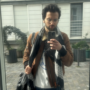 Sur Instagram, l'actrice a fait honneur à celui qui la comble de bonheur depuis 29 ans

Jules Darmon, le fils de Gérard Darmon et Mathilda May, sur Instagram