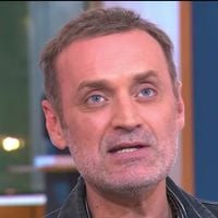 Augustin Trapenard : pourquoi l’animateur s’est “complètement interdit” son rêve de devenir papa