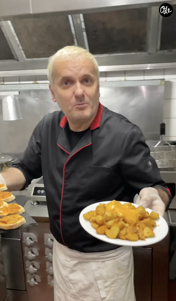 Derrière cette adresse discrète du 23 rue d’Isoard, Antonio Rojas, fort de trente ans d’expérience dans la restauration, défend une carte élaborée à partir de produits frais. 

Antonio Rojas sur Instagram