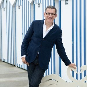 Dany Boon au Photocall de La Famille Hennedricks dans le cadre du 38ème Festival du Film de Cabourg à Cabourg, France, le 15 mai 2024. Photo par Aurore Marechal/ABACAPRESS.COM