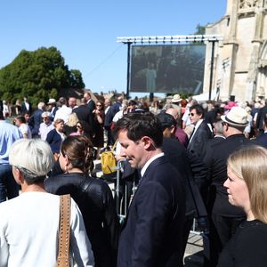 Francois-Xavier Bellamylors de la cérémonie funéraire de l’ancien président du groupe parlementaire Les Républicains (LR) à l’Assemblée nationale, Olivier Marleix, à l’église Saint-Cyr-Sainte-Julitte à Anet, en France, le 11 juillet 2025. Le député français Olivier Marleix est décédé le 7 juillet 2025 à l’âge de 54 ans.

Photo de Raphael Lafargue/ABACAPRESS.COM.