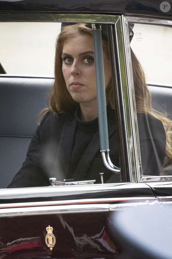 La princesse Eugenie d’York - Sorties du service funéraire à l'Abbaye de Westminster pour les funérailles d'Etat de la reine Elizabeth II d'Angleterre, à Londres, Royaume Uni, le 19 septembre 2022/. © Photoshot/Panoramic/Bestimage