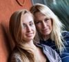 À 59 ans, Estelle Lefébure s'apprête à relever un nouveau défi. 

Estelle Lefebure et sa fille Emma Smet - People au village des Internationaux de Tennis de Roland Garros à Paris. 
© Cyril Moreau/Bestimage