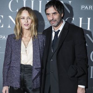 Vanessa Paradis et son compagnon Samuel Benchetrit lors de l'avant-première du film "Chien" au cinéma MK2 Bibliothèque à Paris, France, le 5 mars 2018.

© Olivier Borde/Bestimage
