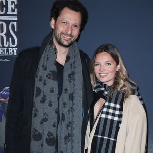 Eric-Antoine et sa compagne Gennifer Demey, présentatrice météo sur M6, assistent à l'avant-première de " Peaky Blinders : La Rédemption de Thomas Shelby " à La Scène Musicale à Paris le 12 mars 2025. Photo by Jerome Domné/ABACAPRESS.COM