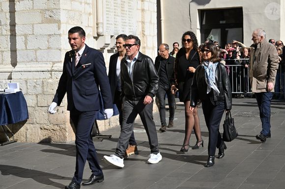 Steevy Boulay, Benjamin Castaldi, Julie Mercy, Alexia Laroche-Joubert - Obsèques de Loana Petrucciani dans la cathédrale Sainte-Réparate à Nice le 10 avril 2026. L'ancienne star de téléréalité a été retrouvée morte dans son appartement niçois par les autorités, le 25 mars dernier.
Bruno Bebert / Bestimage