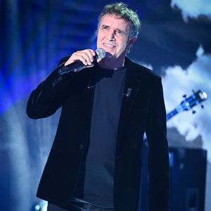 Exclusif - Julien Clerc - Enregistrement de l'émission Vivement dimanche au studio rive gauche présentée par M. Drucker avec une diffusion sur France 3 le 23 novembre. © Guillaume Gaffiot/Bestimage