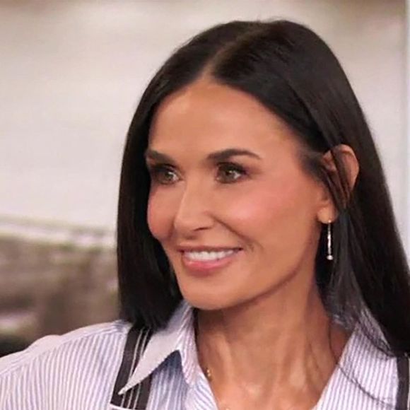 Demi Moore sur le plateau de "The Drew Barrymore show" 

©Backgrid UK/ Bestimage