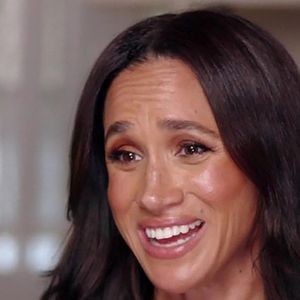 Le prince Harry, duc de Sussex et Meghan Markle, duchesse de Sussex et leurs enfants au parc Disneyland 21 septembre 2025@Backgrid UK/ Bestimage