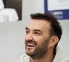 Et il s'apprête à ouvrir Moko

EXCLUSIF - Le chef français Cyril Lignac lors de sa première séance de dédicaces à la veille de la sortie de son nouveau livre « Saisons » à la librairie Mollat à Bordeaux, en France, le 16 octobre 2019.  Photo de Thibaud Moritz/ABACAPRESS.COM