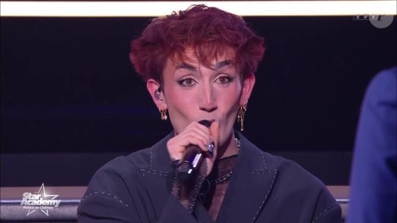 Il confie que trois-quatre mois d’isolement « ce n’est pas facile ».

Victor, prime de la Star Academy du 31 janvier 2026