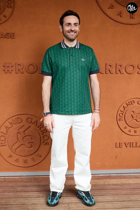 Camille Combal - Les célébrités au village lors des Internationaux de France de tennis de Roland Garros 2024 à Paris. Le 5 juin 2024. 
© Jacovides-Moreau/Bestimage