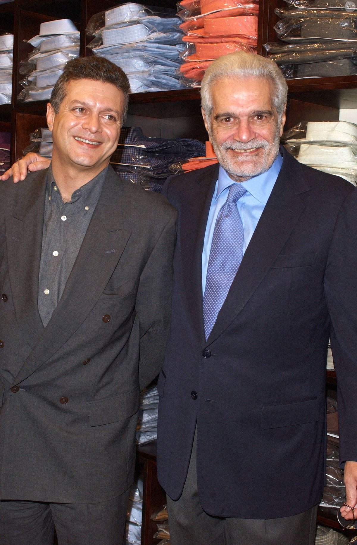 Photo Omar Sharif Et Son Fils Tarek 1er Anniversaire De The Sharif photo-omar-sharif-et-son-fils-tarek-1er-anniversaire-de-the-sharif