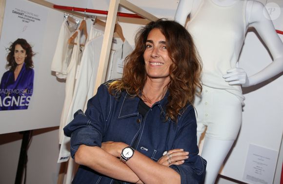 Dans cette interview, Mademoiselle Agnès révèle être très complice de Swan : "Je pense qu'on se fait beaucoup de bien l'une et l'autre et qu'on s'écoute".

Mademoiselle Agnès à la soirée "Tricolore Party" pour célébrer le 65ème anniversaire du Thermolactyl de Damart à la Maison Molière à Paris, le 13 septembre 2018.

Photo : Denis Guignebourg / Bestimage
