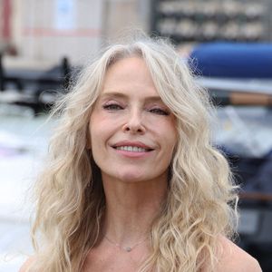 Tonya Kinzinger a partagé sa routine sportive préférée lors de ses récentes vacances.
Tonya Kinzinger au photocall de 'Un si grand soleil' lors du 27ème Festival de la Fiction de La Rochelle.
© Denis Guignebourg/Bestimage