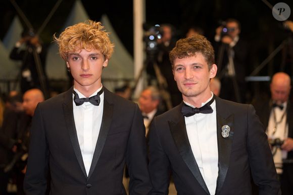 Niels Schneider et Vassili Schneider arrivant sur le tapis rouge de la projection de 'Knife + Heart (Un Couteau Dans Le Coeur)' qui s'est tenue au Palais Des Festivals à Cannes, France, le 17 mai 2018 dans le cadre du 71e Festival de Cannes. Photo par Nicolas Genin/ABACAPRESS.COM