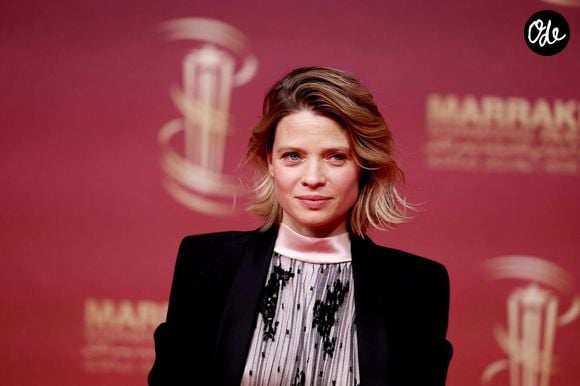 Mélanie Thierry au photocall de la cérémonie de clôture de la 22ème édition du Festival International du Film de Marrakech, Maroc, le 6 décembre 2025. © Dominique Jacovides/Bestimage