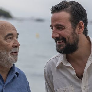 Y’a pas de réseau est la comédie française qui cartonne cet été.

Exclusif - Gérard Jugnot, Maxime Gasteuil - Les Toiles de Ramatuelle présentent en avant-première le film "Y a pas de réseau" de E. Pluvieux avec M. Gasteuil, G.Jugnot et M. Azem au cinéma en plein air sur la plage de Tahiti Beach à Ramatuelle © Antoine Tomaselli/Bestimage