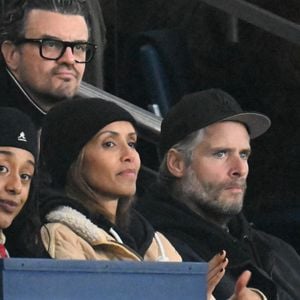 "Par contre, j'ai une grosse faim le matin. Là, c'est un petit dej de roi : des avocats toasts, muesli, granola..."

Sonia Rolland et son mari Guillaume Gabriel en tribunes lors du match de football Ligue 1 Uber Eats opposant le Paris Saint-Germain (PSG) à l'OGC Nice (1-0) au Parc des Princes à Paris, France, le 1er novembre 2025. © Lionel Urman/Bestimage