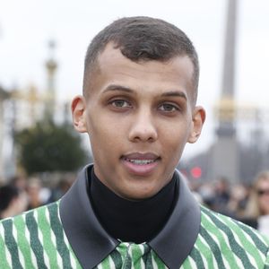 Stromae s'envole vers une destination de rêve !

Stromae au défilé de mode prêt-à-porter Automne Hiver Valentino.

Photo : Christophe Aubert / Bestimage