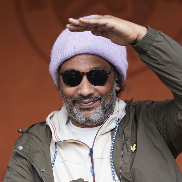 dont sa participation au festival La Kermesse, pour des raisons personnelles et médicales. 

Doc Gynéco au village (night session) lors des Internationaux de France de tennis de Roland Garros 2024, à Paris, France, le 31 mai 2024. © Jacovides-Moreau/Bestimage