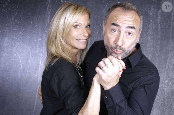 Elle nous parle bien sûr de la pièce "Scènes de ménage", avec laquelle elle est en tournée...

Exclusif - Portrait de Rebecca Hampton et Alil Vardar lors de l'enregistrement de l'émission "Chez Jordan de Luxe" à Paris. Le 12 novembre 2024
© Cédric Perrin / Bestimage