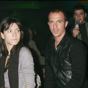 Calogero et son ex-femme Hortense avec leur fille Nina lors de la soirée 'Sol en cirque' au Bataclan à Paris.
Crédit : AGENCE / BESTIMAGE