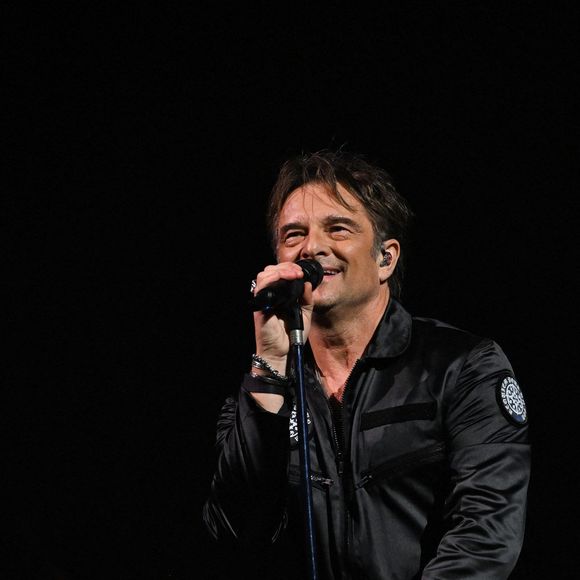 David Hallyday sur scène au Dôme de Paris à Paris, France le 12 Novembre 2024 avec son " REQUIEM TOUR " . Photo par Christophe Meng/ABACAPRESS.COM