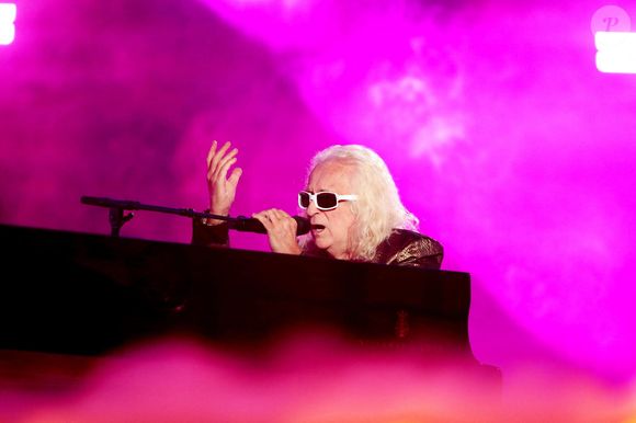 Michel Polnareff lors de l'enregistrement de l'émission "Le gala des Pièces Jaunes, le concert événement" au Zenith de Paris, diffusée le 28 janvier sur France 2. Le 25 janvier 2023. © Dominique Jacovides / Bestimage