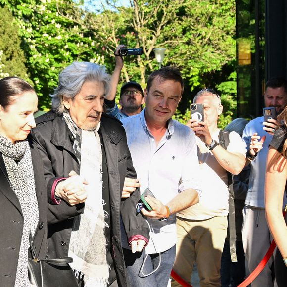 L'émission s'appelle "Serge Lama, le dernier rappel"

Serge Lama - Arrivées à l'enregistrement de l'émission "Serge Lama le dernier rappel!" au théâtre Marigny à Paris le 29 avril 2025.

© Yehiel Chekroune / Bestimage