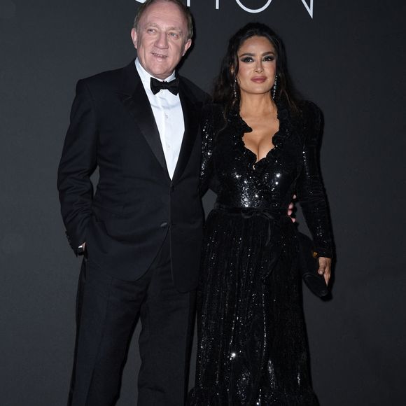 Salma Hayek et François-Henri Pinault sont mariés depuis seize ans, depuis leur union à la mairie du 6ᵉ arrondissement de Paris.

François-Henri Pinault et sa femme Salma Hayek - Soirée "Kering Women in Motion Award" lors du 76ème Festival International du Film de Cannes, le 21 mai 2023.

OLIVIER BORDE / BESTIMAGE