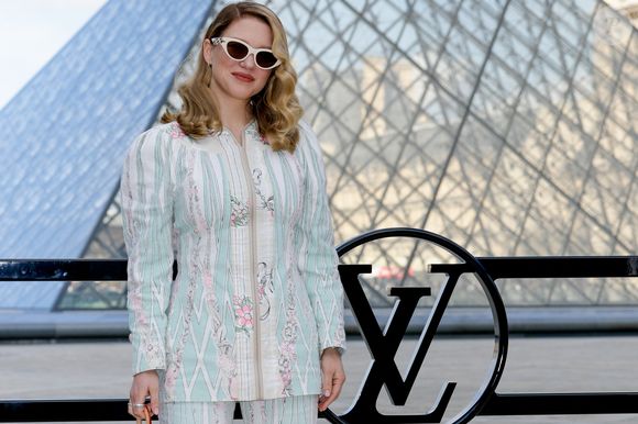 Léa Seydoux au photocall du défilé Louis Vuitton Collection Femme Prêt-à-Porter Automne/Hiver 2026-2027 lors de la Fashion Week de Paris (PFW) au musée du Louvre, à Paris, France, le 10 mars 2026 © Olivier Borde/Bestimage