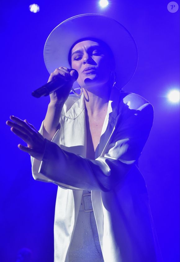 Jessie J en concert sur la scène de l'O2 Academy Newcastle le 30 novembre 2018. Backgrid UK/ Bestimage