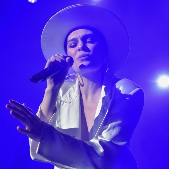 Jessie J en concert sur la scène de l'O2 Academy Newcastle le 30 novembre 2018. Backgrid UK/ Bestimage