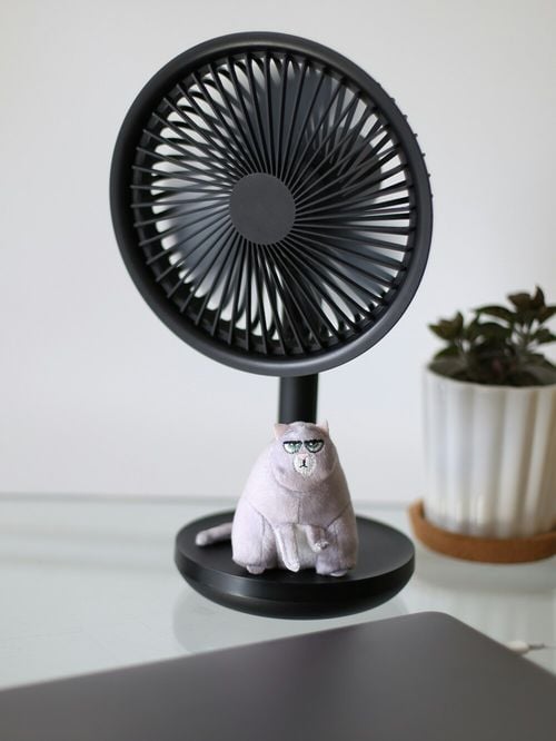J'ai essayé un ventilateur brumisateur pour la première fois et ce n'est qu'en l'éteignant que j'ai réalisé que je ne pourrais plus jamais revenir en arrière