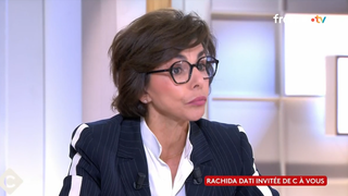 Patrick Cohen pris à partie par Rachida Dati en direct, elle l'interroge sur son comportement dans C à Vous