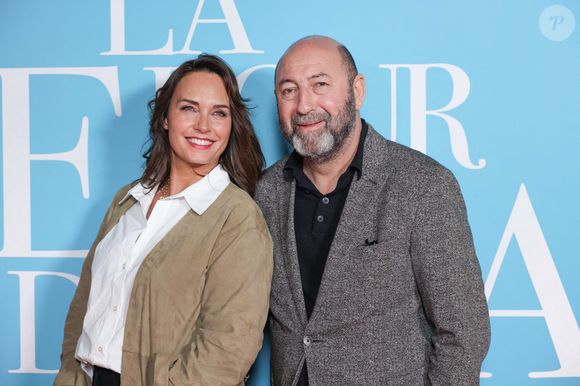 Kad Merad, Julia Vignali assistant à la première du film La Vie Pour De Vrai tenue au Pathe Wepler, à Paris, France le 18 avril 2023. Photo by David Boyer/ABACAPRESS.COM