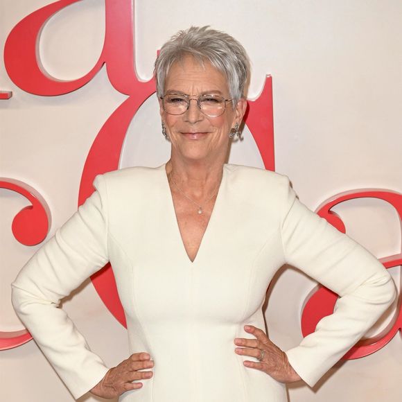 Jamie Lee Curtis assiste à la projection spéciale 'Ella McCay' au Picturehouse Central, Londres, le 24 novembre 2025.

Photo par Backgrid UK/ Bestimage