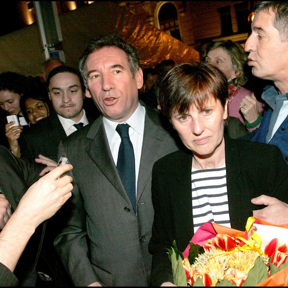 François Bayrou et sa femme Elisabeth - Meeting du candidat UDF François Bayrou à l'hôtel de ville de Tarbes