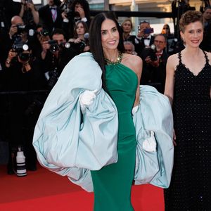 Demi Moore - Montée des marches pour la cérémonie de clôture du 79ème Festival International du Film de Cannes, le 23 mai 2026. © Jacovides-Moreau / Bestimage