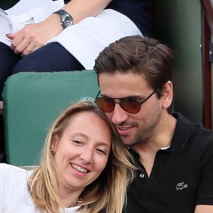 Audrey Lamy et son compagnon Thomas Sabatier dans les tribunes des internationaux de Roland Garros - jour 5 - à Paris, France, le 31 mai 2018. © Cyril Moreau - Dominique Jacovides/Bestimage