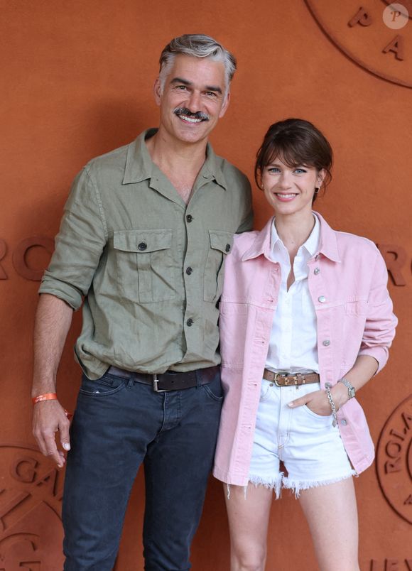 Info - Alice Dufour et François Vincentelli vont se marier - François Vincentelli et sa femme Alice Dufour - Célébrités au village lors des Internationaux de France de tennis de Roland Garros 2024 à Paris le 9 juin 2024.